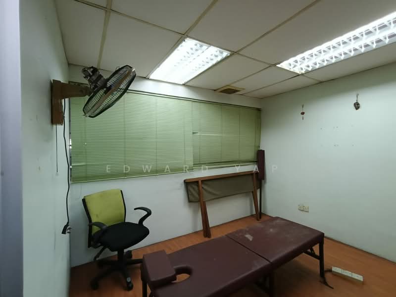 Shop for Rent in Bandar Sunway (Sunway) - Edward Yap - Interior - PropertyGuru.com.my