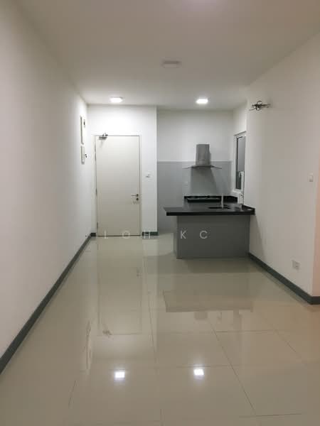 Service Residence for Sale at Southbank Residence - Loh KC - Kitchen - PropertyGuru.com.my