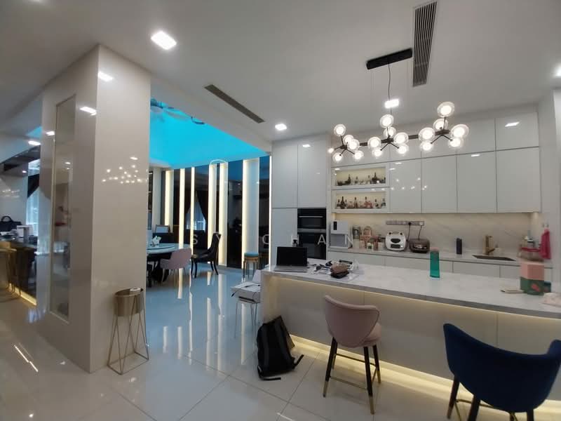 3.5-storey Terraced House for Sale in Putra Heights (Subang Jaya) - SY Chan - PropertyGuru.com.my