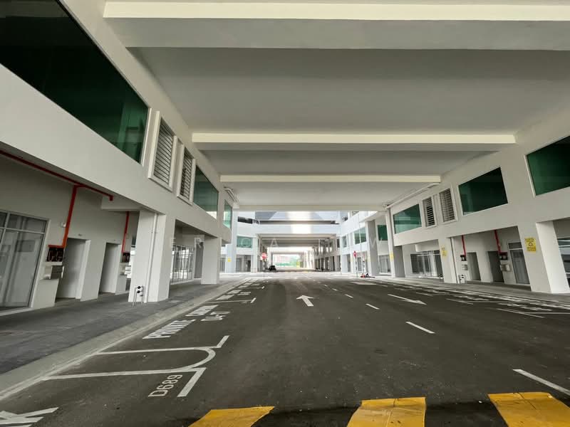 Shop for Rent in Sungai Besi (Kuala Lumpur) - Erica Law - Exterior - PropertyGuru.com.my