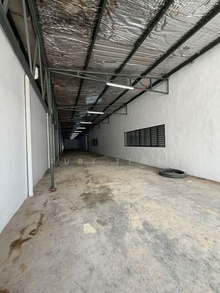 Kilang untuk Disewa di Taman Desa Cemerlang (Ulu Tiram) - Ruby Teow - Interior - PropertyGuru.com.my