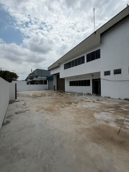 Kilang untuk Disewa di Taman Desa Cemerlang (Ulu Tiram) - Ruby Teow - PropertyGuru.com.my
