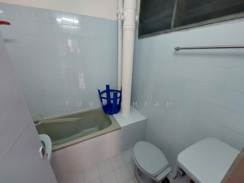 Kondominium untuk Dijual di Vista Condominium - Tony Cheah - Bathroom - PropertyGuru.com.my