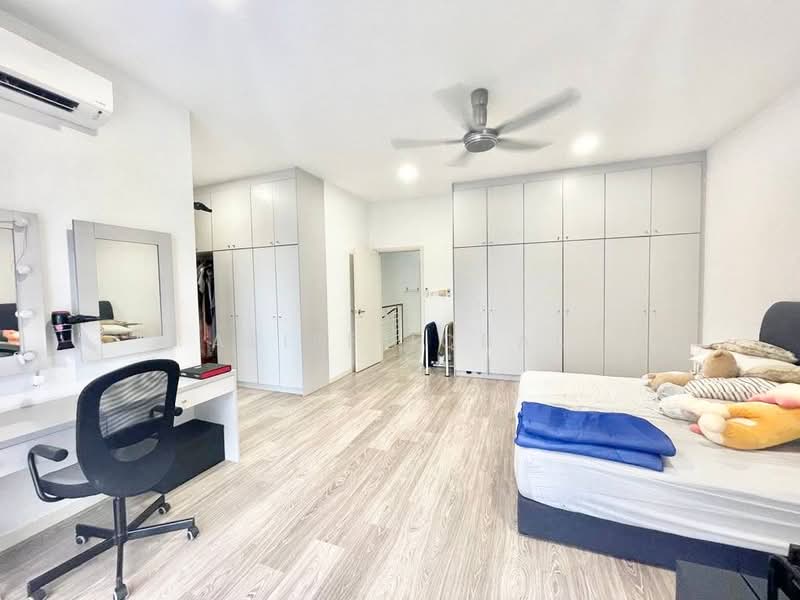 Rumah Teres 2 Tingkat untuk Dijual di U12, Taman Cahaya Alam (Shah Alam) - Aliff Iqbal - PropertyGuru.com.my