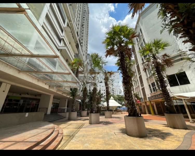 Kedai / Pejabat untuk Dijual di Taman Sri Endah (Sri Petaling) - Kevin Chen - Exterior - PropertyGuru.com.my