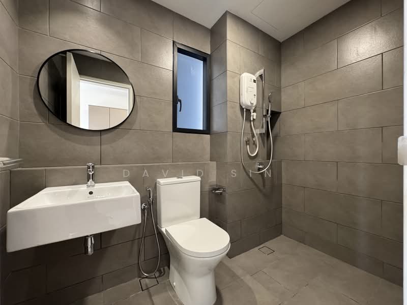 Servis Apartment untuk Disewa di Maya Ara Residences - David Sin - Bathroom - PropertyGuru.com.my
