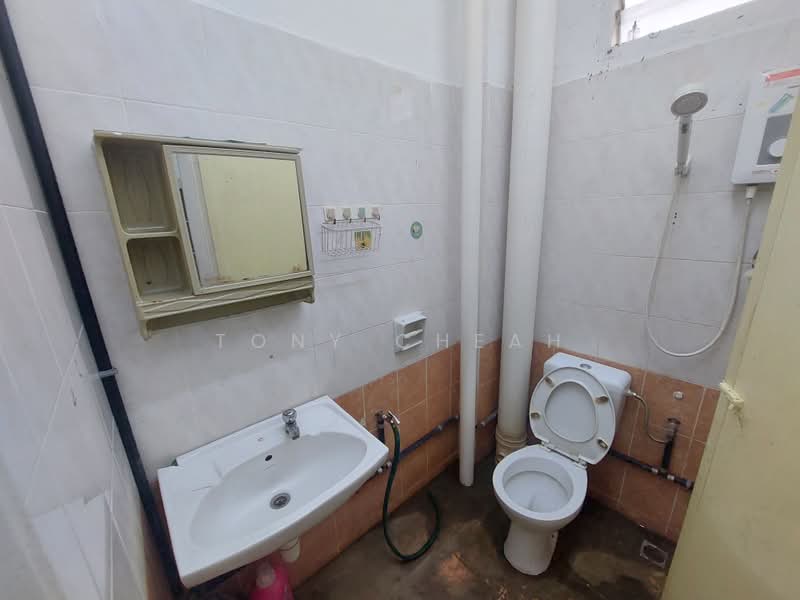 Apartment for Sale at Asia Heights - Tony Cheah - Bathroom - PropertyGuru.com.my