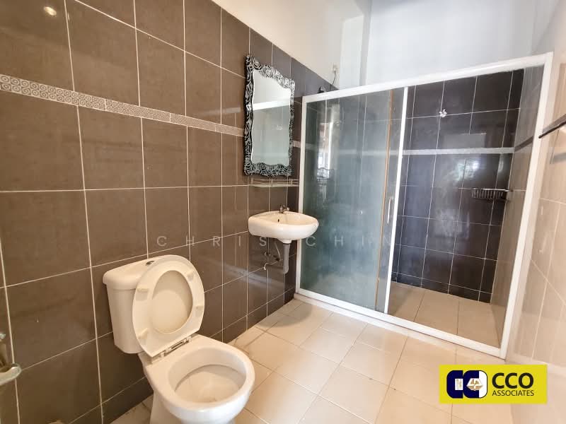 Rumah Teres 2.5 Tingkat untuk Dijual di Bandar Baru Tambun (Tambun) - Chris Chin - Bathroom - PropertyGuru.com.my