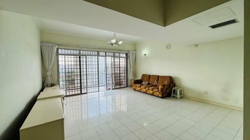 Kondominium untuk Dijual di Indah Samudra Condominium - Chloe Lai - Living Room - PropertyGuru.com.my