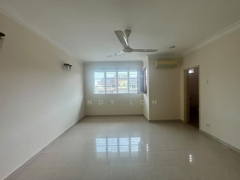 Rumah Teres 2 Tingkat untuk Disewa di Taman Meranti Jaya (Puchong) - Andy LCH - Living Room - PropertyGuru.com.my