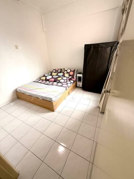 Pangsapuri untuk Dijual di Pangsapuri Persiaran Tanjung - Jayden Ng - Bedroom - PropertyGuru.com.my