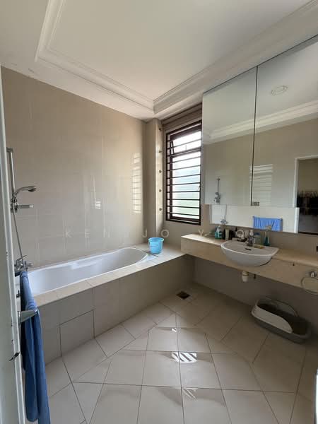 Semi-Detached House for Sale in Kota Kemuning (Shah Alam) - Kenjjo Yeo - Bathroom - PropertyGuru.com.my