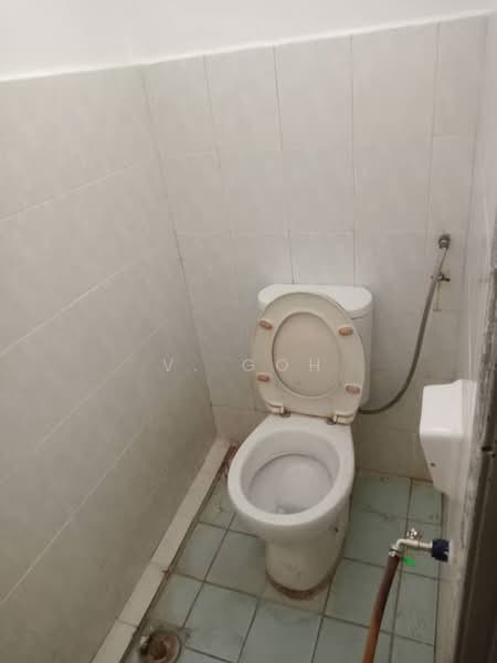 1-storey Terraced House for Rent in Bayan Lepas (Penang) - V. Goh - Bathroom - PropertyGuru.com.my