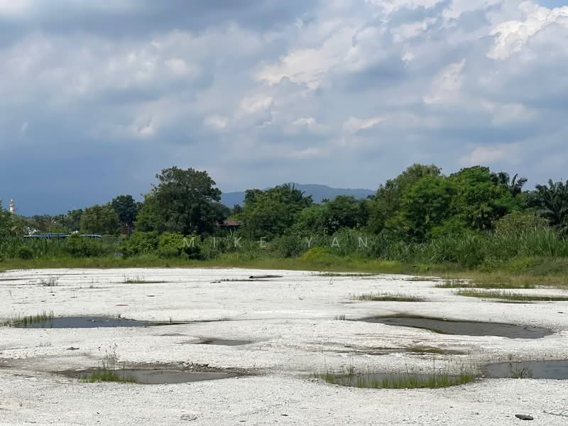 Commercial Land for Rent in Rawang (Selangor) - Mike Yan - Exterior - PropertyGuru.com.my