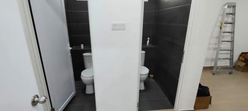 Shop / Office for Rent in Sungai Nibong (Bayan Lepas) - Hong . - Bathroom - PropertyGuru.com.my