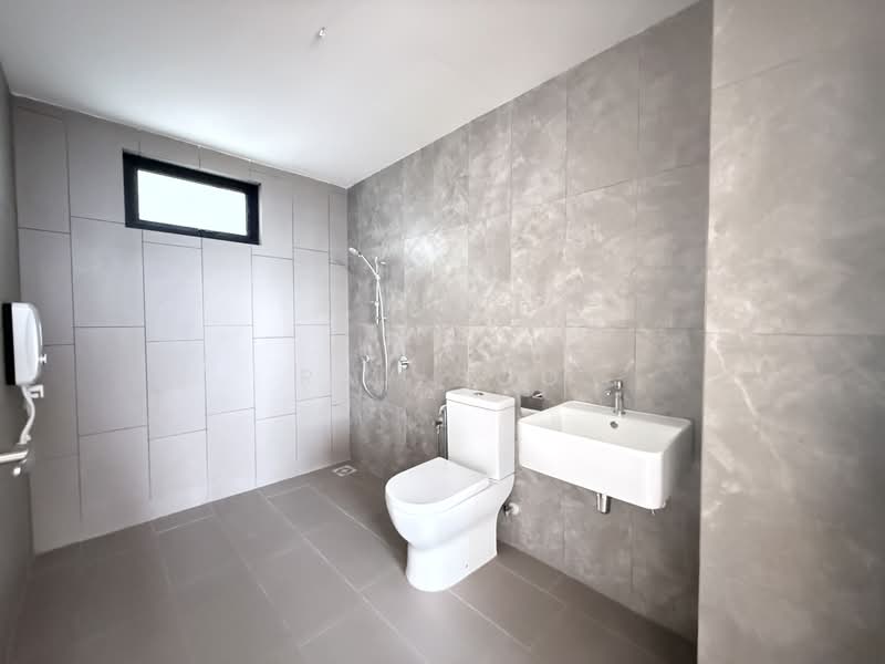 Condominium for Sale at Tuai Timur - Ray Soo - Bathroom - PropertyGuru.com.my