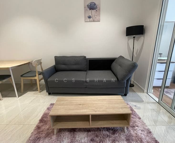 Servis Apartment untuk Disewa di Quill Residence - CCS Shan - Living Room - PropertyGuru.com.my
