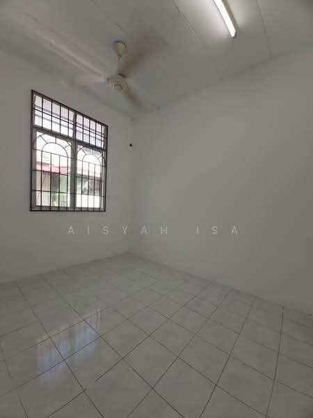 Rumah Berkembar untuk Dijual di Senawang (Negeri Sembilan) - Aisyah Isa - Interior - PropertyGuru.com.my