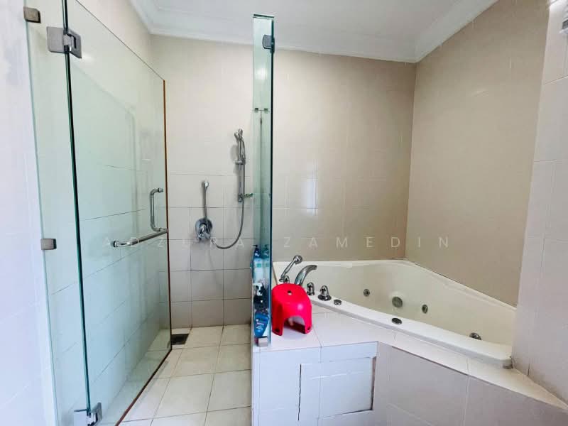 Bungalow for Sale in Bukit Jelutong (Shah Alam) - Adzura Zamedin - PropertyGuru.com.my