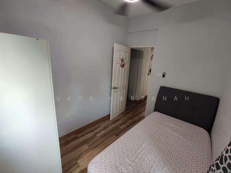 Service Residence for Sale at Metropolitan Square - Syukor Hartanah - Bedroom - PropertyGuru.com.my
