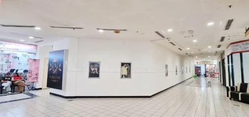 Shop for Rent in Jalan Ipoh (Kuala Lumpur) - David Tang - Corridor - PropertyGuru.com.my