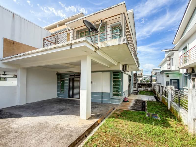 Semi-Detached House for Sale in Bandar Saujana Putra (Tanjong Duabelas) - Zul Hasif - PropertyGuru.com.my