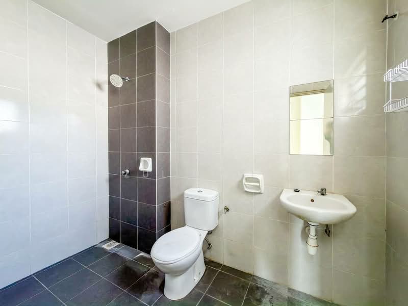 Semi-Detached House for Sale in Bandar Saujana Putra (Tanjong Duabelas) - Zul Hasif - PropertyGuru.com.my