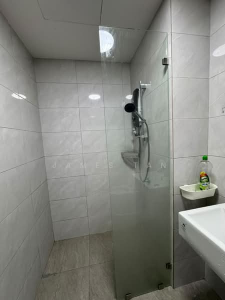 Service Residence for Rent at Altris Residences @ The Quartz WM - James Tan - Bathroom - PropertyGuru.com.my