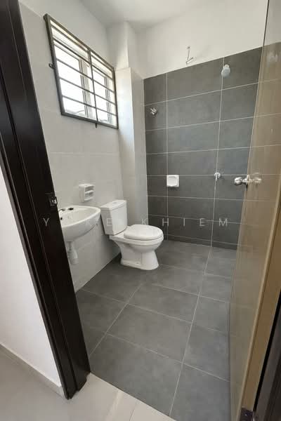 Rumah Teres 2 Tingkat untuk Disewa di Kota Warisan (Sepang) - Yoke Khiem Yap - Bathroom - PropertyGuru.com.my