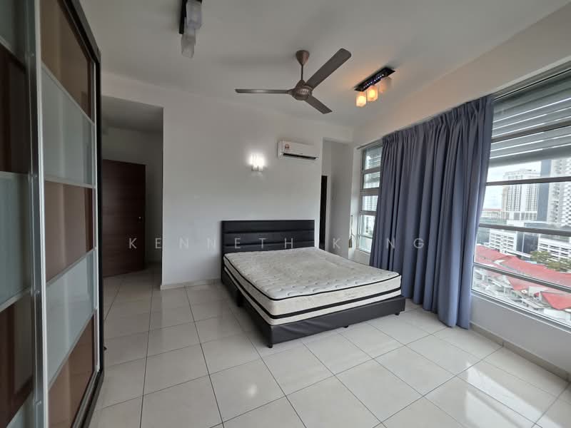 Kondominium untuk Dijual di The Brezza - Kenneth Kung - Bedroom - PropertyGuru.com.my