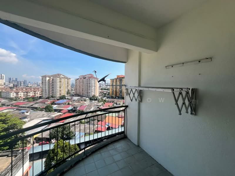 Kondominium untuk Dijual di City Garden Palm Villa Condominium - Yanny Siow - Balcony - PropertyGuru.com.my