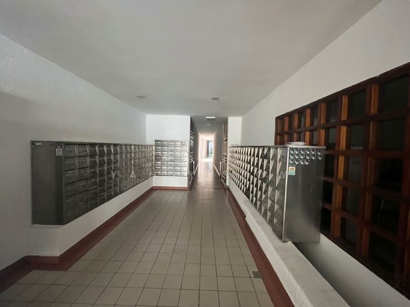 Kondominium untuk Dijual di City Garden Palm Villa Condominium - Yanny Siow - Corridor - PropertyGuru.com.my