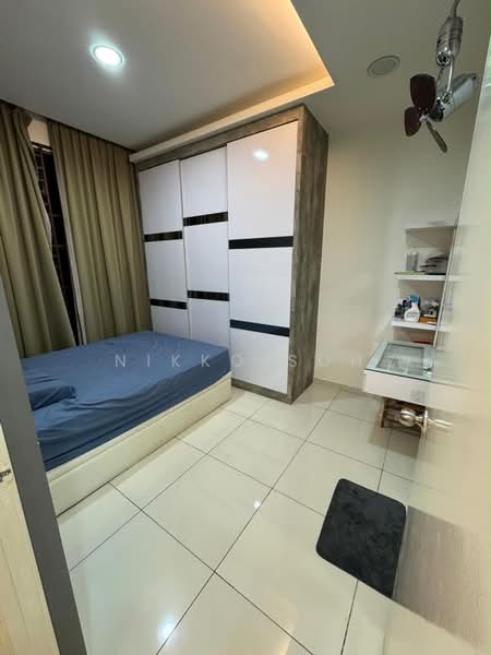 Kediaman Servis untuk Dijual di D'Summit Residences - Nikko Soh - Bedroom - PropertyGuru.com.my