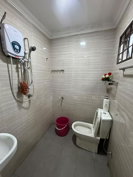 Rumah Teres 2 Tingkat untuk Dijual di BANDAR PUCHONG JAYA (Puchong) - Jacky Wong - Bathroom - PropertyGuru.com.my