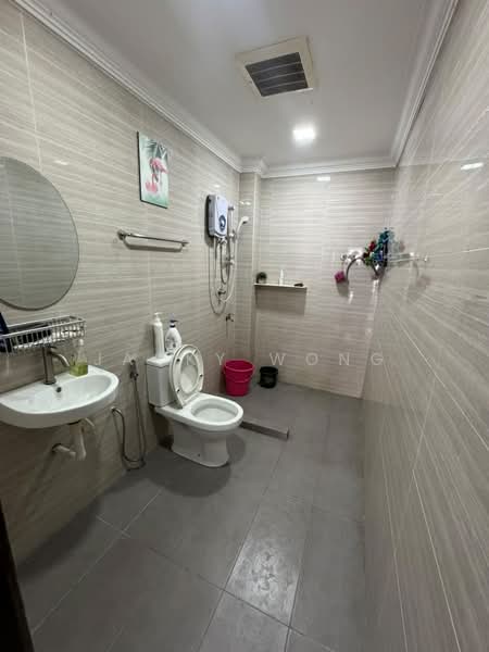 Rumah Teres 2 Tingkat untuk Dijual di BANDAR PUCHONG JAYA (Puchong) - Jacky Wong - Bathroom - PropertyGuru.com.my