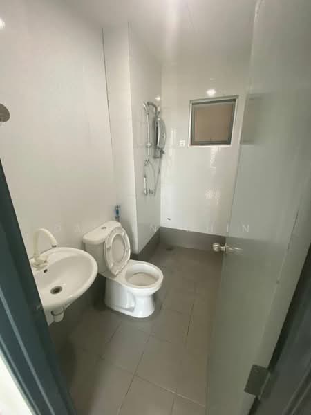 Kondominium untuk Disewa di Mahkota Garden - Darren Chin - Bathroom - PropertyGuru.com.my