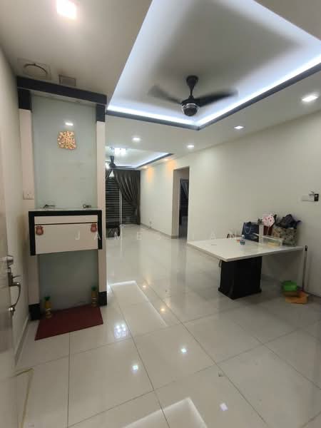 Kondominium untuk Disewa di Platinum Hill PV 2 - James Tan - Living Room - PropertyGuru.com.my