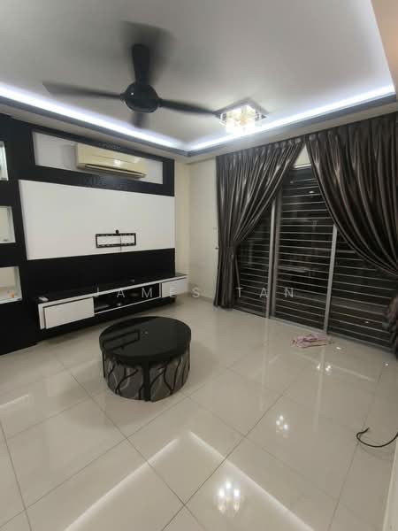 Kondominium untuk Disewa di Platinum Hill PV 2 - James Tan - Living Room - PropertyGuru.com.my
