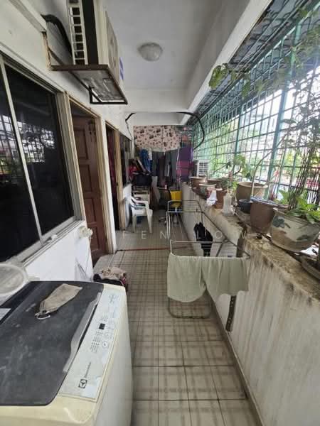 Flat for Sale at Tong Yik Mansion - Meifen Low - Balcony - PropertyGuru.com.my