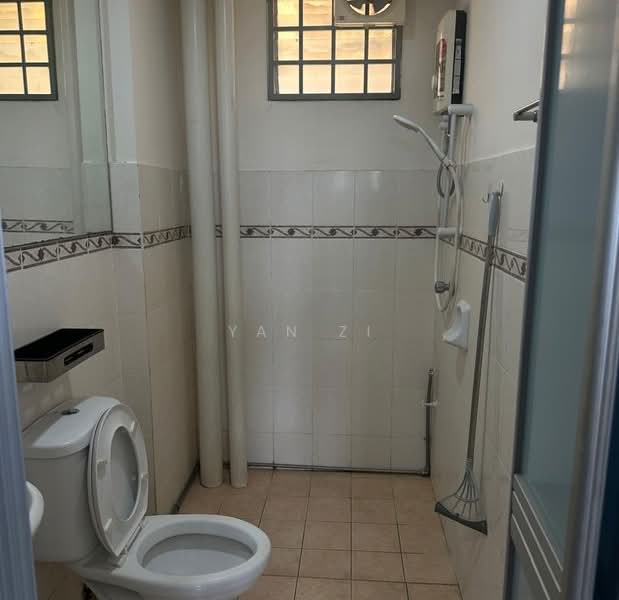 Pangsapuri untuk Disewa di Damansara Sutera - Yan Zi - Bathroom - PropertyGuru.com.my