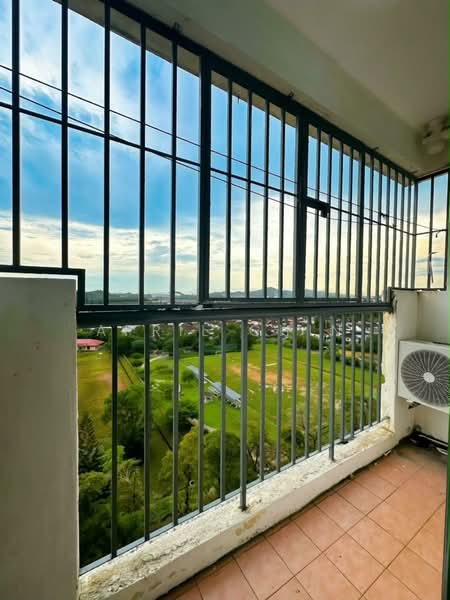 Pangsapuri untuk Disewa di Villa Krystal @ Bandar Selesa Jaya - April Chin - Balcony - PropertyGuru.com.my