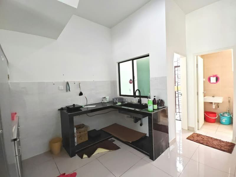 Rumah Teres 2 Tingkat untuk Disewa di Johor Bahru (Johor) - Shawn Law - Kitchen - PropertyGuru.com.my