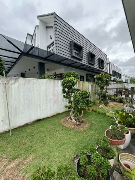 Rumah Kluster untuk Dijual di Taman Ekoflora (Johor Bahru) - Johnson Chong - Exterior - PropertyGuru.com.my