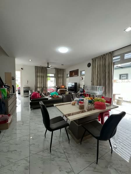 Rumah Kluster untuk Dijual di Taman Ekoflora (Johor Bahru) - Johnson Chong - Living Room - PropertyGuru.com.my