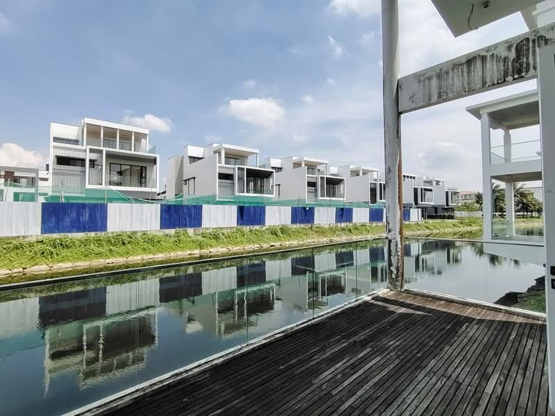 Bungalow for Sale in Senibong (Permas Jaya) - Cahrie Bong - Exterior - PropertyGuru.com.my
