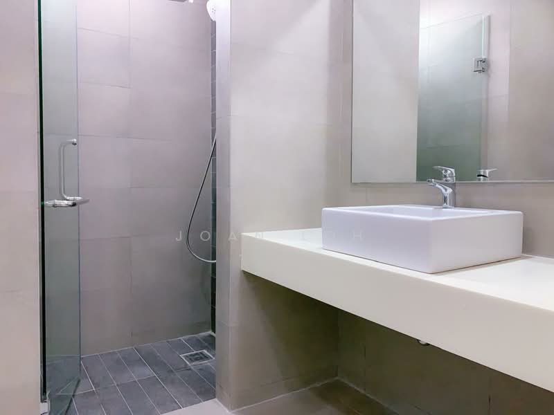 Condominium for Sale at Vivo Residential Suites - Joan Loh - Bathroom - PropertyGuru.com.my