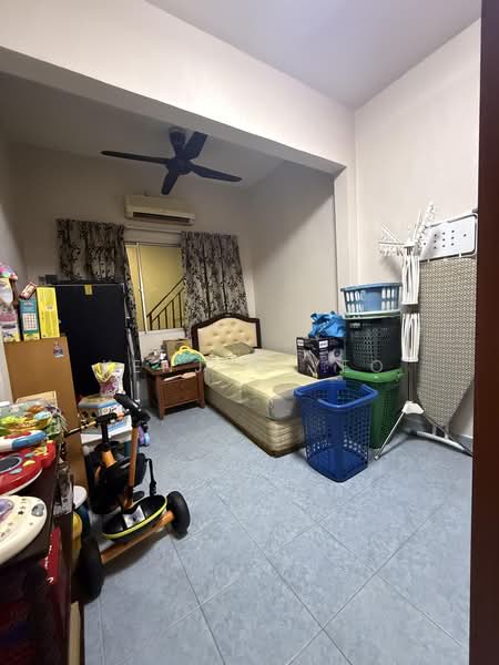 Rumah Teres 2 Tingkat untuk Dijual di Kota Kemuning (Shah Alam) - Kenjjo Yeo - Bedroom - PropertyGuru.com.my