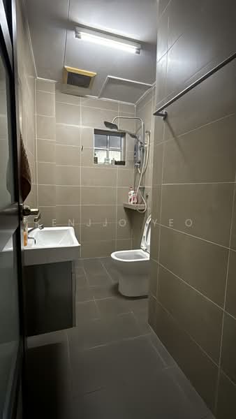 Rumah Teres 2 Tingkat untuk Dijual di Kota Kemuning (Shah Alam) - Kenjjo Yeo - Bathroom - PropertyGuru.com.my