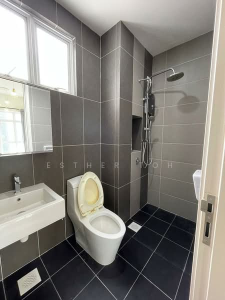 Service Residence for Sale at Skysuites @ Meldrum Hills - Esther Toh - PropertyGuru.com.my