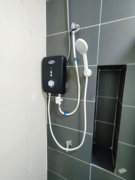 Kediaman Servis untuk Disewa di 8Scape Residence @ Sutera - Vinz Ang - Bathroom - PropertyGuru.com.my